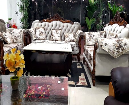 Wooden Maharaja Sofa — 3+2+2 (Design 3) at Sadashiv Furniture Mall, Patna